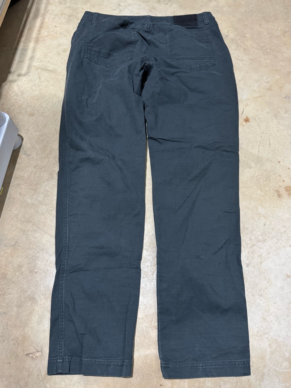 Sitka Everyday Chino Pants Grey Hunting Field Workwear Mens Size 34x32 Outdoors - Picture 2 of 8